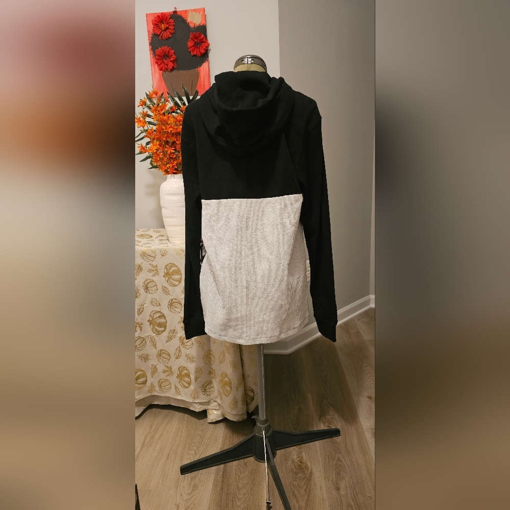 Akademiks NWT Black and Hthr Grey YMEN, knits Pullover Hoodie, Sz M - Picture 2 of 10